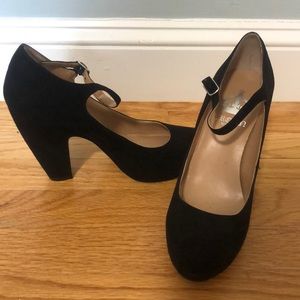 Vintage Style Black Suede Heels